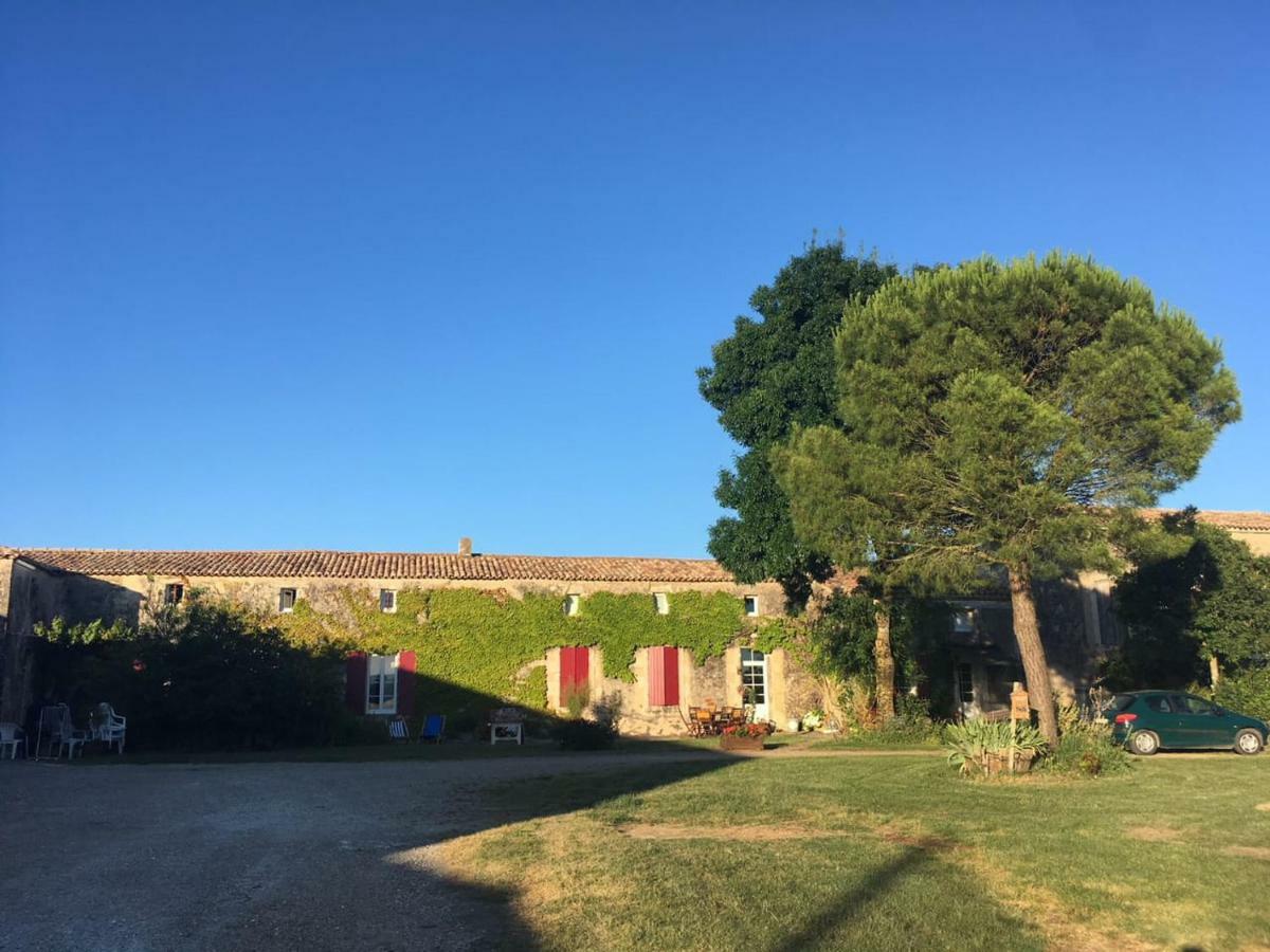 Villa Logis de Bois Roche  à Saint-Bonnet-sur-Gironde Extérieur photo